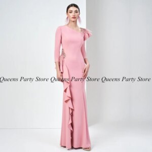 Woman Brush Pink Mother of The Bride Dress 3/4 Sleeves Stones Feathers Mermaid Evening Party Gown Ruffles Wedding Guest Dresses