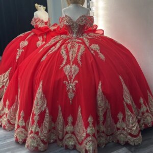 Red Shiny Quinceanera Dresses Off Shoulder Ball Gown Sweet 16 Dress Beading Crystal Gold Applique Lace Tull Birthday Party Vesti