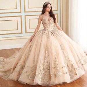 Champagne Shiny Princess Quinceanera Dresses Spaghetti Strap Sequin Appliqued Lace Beading Crystal Tull Sweet 16 Dress Ball Gown