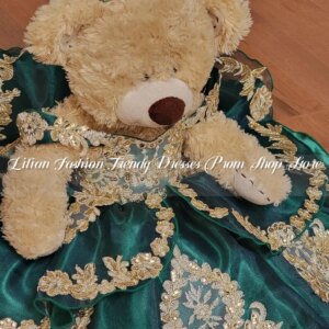 Emerald Green Quinceanera Teddy Bear Dress Luxury Strapless Beaded Appliques Princess Puffy Customised