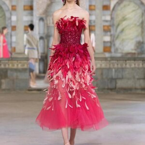 Luxury Strapless Feather Evening Dresses Exquisite Sleeveless Sequined Tea Length A-Line Party Gowns Elegant Women Prom Dresses