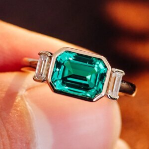 Provence jewelry 10K 14K yellow gold trilogy ring lab emerald ring classic anniversary jewelry gifts wedding angegement rings