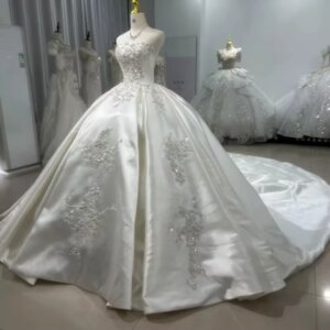 Hochzeitskleider Strapless Wedding Dress Lace Up Back Ball Gown Sequined Beading Embroidery Luxury Customized Bridal Dress