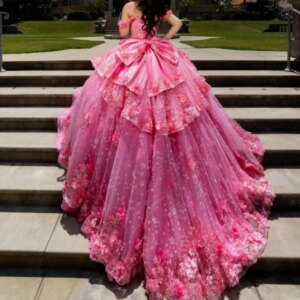 Customized Luxury Mexico Princess Girl Quinceanera Dress Off Shoulder Flower Applique Ball Gown Sweet 15 16 Birthday Party Prom