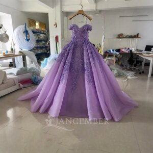 Customized Beaded Purple Lace Appliqued Quinceanera Dresses Sweet 15 16 Dress Vestito Cerimonia Women Pageant Party Dresses