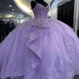 Mexico Lavender Spaghetti Strap Ball Gown Quinceanera Dress For Girl Beaded Applique Lace Birthday Party Gowns Prom Dresses Swee