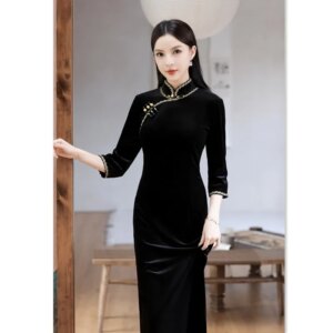 Old Shanghai Black Velvet Long 3/4 Sleeve Cheongsam Qi Pao Spring and Autumn Traditional Ladies’ Banquet Dress