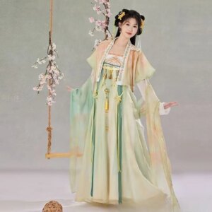 Hanfu adult women’s halter blouse and skirt chest-length embroidered version set