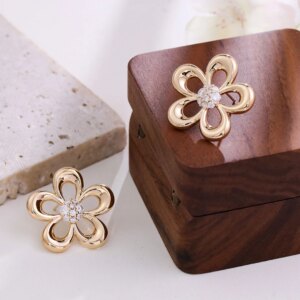 Provence 10K/14K/18K Solid Gold Diamond Earrings Lab Grown Diamond Metal Flower Stud Earrings For Women Valentine’s Day gift