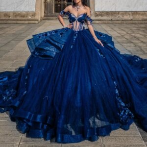 Royal Blue Shiny Princess Quinceanera Dresses Appliqued Lace Beads Tull Bow Sweet 16 Dress Off Shoulder Ball Gown Vestidos 15