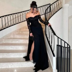 Customized Off-the-shoulder Jersey Prom Gowns Backless A-line Party Dresses Sweep Train Lace Side High Split Evening Dresses