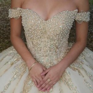 Shiny Quinceanera Dresses Ball Gown Off The Shoulder Applique Lace Pearl Beading Tull Party Birthday 16 Dress Vestidos