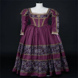 Tudor Elizabethan Queen Victorian Costume Renaissance Royal Court Theater Reenactment Ball Gown