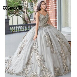 Grey Quinceanera Dress 2024 Ball Gown Princess Lace Appliques Pink Sweet 16 Vestidos De XV Años Flower Cape Mexican Party Gown