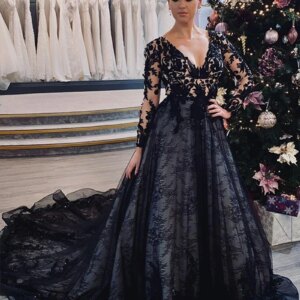 Pastrol Black Lace Wedding Dress V-neck Long Sleeves A-Line Robe Sexy Backless Country Wedding Gown For Bride Customized