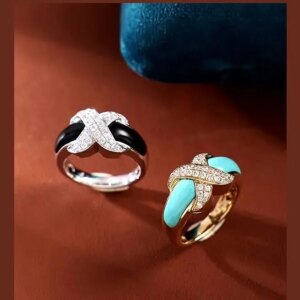 18K Gold Diamond Black Onyx Agate Turquoise Inlaid Ring for Women’s Fashion Luxury Design Versatile Gift