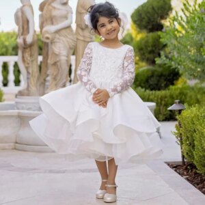 Flower Girl Dresses White Satin Tulle Tiered Flowers Appliques With Bow Long Sleeve For Wedding Birthday Holy Communion Gown