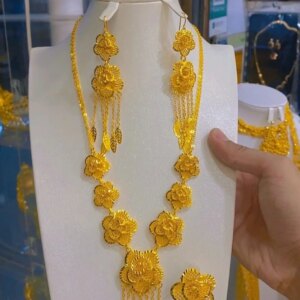 Dubai New 24K Gold Plated Necklace, Earrings, Rings, Bracelets for Romantic Wedding High End Gift Jewelry Set for Lovers YY10570