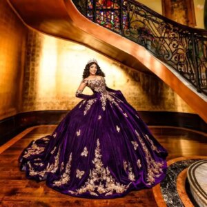 Customized Purple silk Off Shoulder Quinceanera Dres sequin butterfly applique Tull Long tail vestidos de 15 Quinceanera 