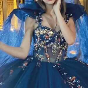 AQ112 Customized Navy Blue Vestido De 15 Quinceanera Dresses With Cape V Neck Beads Applique Sweet 16th Girl Birthday Party Prom
