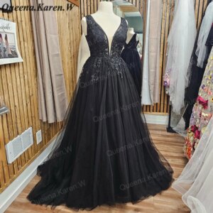 Elegant black Wedding Dress V neck lace applique bride dress robe de mariee A line Wedding Bridal Gown