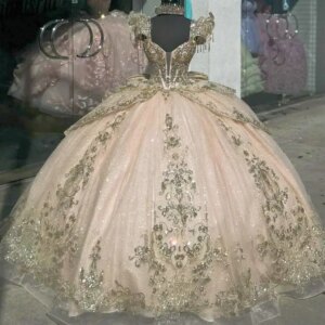 Customized Shiny Gold Quinceanera Dresses Luxury Applique Glittering Gold Lace Vestidos De 15 Anos Birthday Party Gown