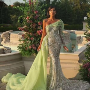 Single Sleeve Mint Green Long Evening Dress Ruffled Neckline Wedding Party Gowns With Overskirt Customized Pageant Dress 2025
