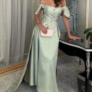 Customized Dress Elegant Vintage Sweet Green Beading Applique Boat Neck Customize Formal Occasion Prom Dress Evening Party Gowns