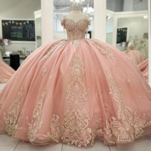Pink Shiny Quinceanera Dresses Ball Gown Off The Shoulder Applique Lace Beading Crystal Bow Tull Party Birthday Sweet 16 Vestido