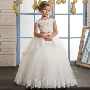 Tulle Flower Girl Dresses Puffy Appliques Lace With Bow Sleeveless For Weddings Birthday Party Pageant First Communion Gowns