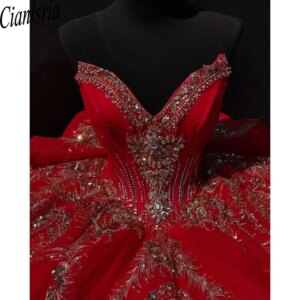 Glittering Burgundy Quinceanera Dresses Gold Beading Lace Appliques Vestidos De 15 Anos Birthday Party Customized