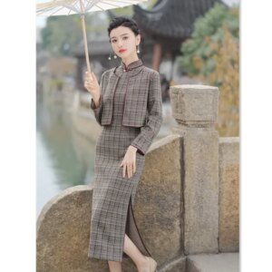 Retro Ethnic Style Improved New Chinese Plaid Cheongsam Qi Pao Shawl Suit Autumn Banquet