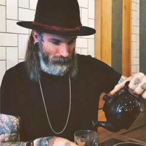 Elegant and fashionable woolen hat top men’s