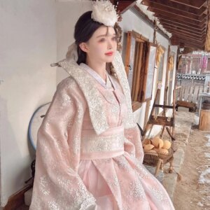 Travel to shoot women’s wear Yanbian national dress studio