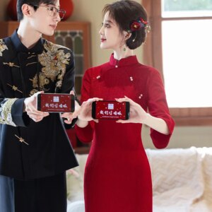 2024 New Chinese Style Red Engagement Cheongsam Toast Dress Bridal Wedding High-End Back-to-Door Banquet for Women