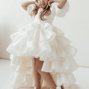 Customized Flower Girl Dresses Beige Tiered With Bow And Tailing Short Sleeve For Wedding Birthday Party Holy Communion Gowns