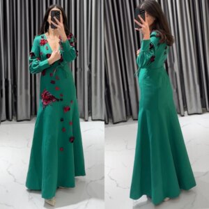 Customized Jiayigong s Applique Cocktail Party A-line V-neck Bespoke Occasion Gown Long es