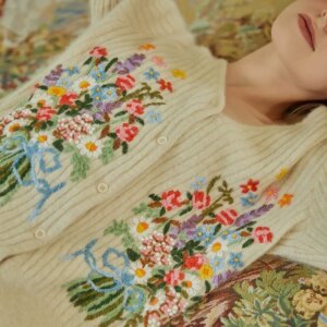 99cm Bust Fall Winter Wool Cardigans Women French Elegant Luxury Handmade Emboridery Sexy V-Neck Soft Warm Knitted Sweaters