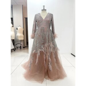 Formal 2025 New Sweetheart Evening Dresses Luxury Feathers Chapel Train Gowns Long Sleeve A-Line Special Occasion Guest Dress