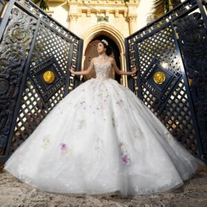Customized Shiny ivory white Quinceanera Dress Lace sequin applique crystal 3D flower beads Tull vestidos de 15 Quinceanera