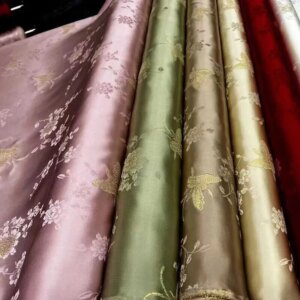 Chinese Style Jacquard Real Silk Fabric Satin 21momme New Chinese Style Woven Silkworm