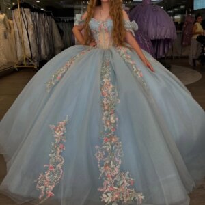 Sky Blue Quinceanera Dresses Off Shoulder Ball Gown Sweet 16 Dress Applique Flower Beading Tull Birthday Party Vestidos 15 De