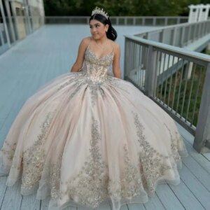 Customized Spaghetti Straps 15 Quinceanera Ball Gown Royal Train Rhinestones Lace Appliques Vestidos De Graduaction