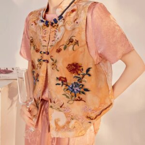 New Chinese old money wind vest heavy industry woman