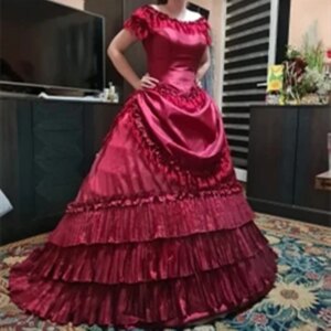 Vintage Victorian Wedding Dress Lace Tiered Ruffle Scoop Neck Gothic Bridal Ball Gown Customized Vestido De Novia