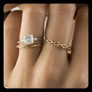 Custom Moissanite Gold Rings 18k 1 Carat Center 5.5*5.5mm Princess Cut Moissanite Jewelry For Women
