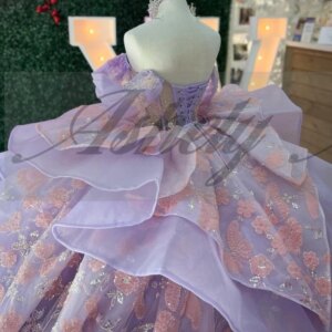 Charming Lilac Princess Girl Quinceanera Dresses Ballgown Off Shoulder Butterfly Lace Up Puffy Prom Party Dress Wit Train 2025