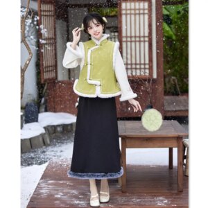 Fashion Improvement Young Girl’s Ethnic Style Thickening Cheongsam Qi Pao Vest Winter New Improved Chinese