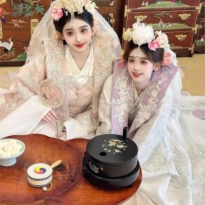 Travel photography ancient clothing big sleeve shirt national style traditional wedding dress boudoir