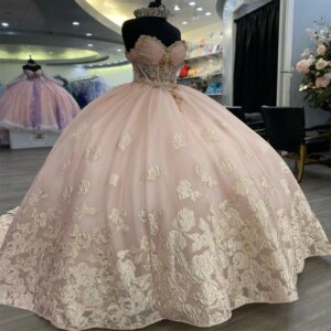 2025 Pink Quinceanera Dresses Sexy Off the Shoulder Princess Ball Gown Appliques Lace Beads Long Corset Party Dress for 15 Year